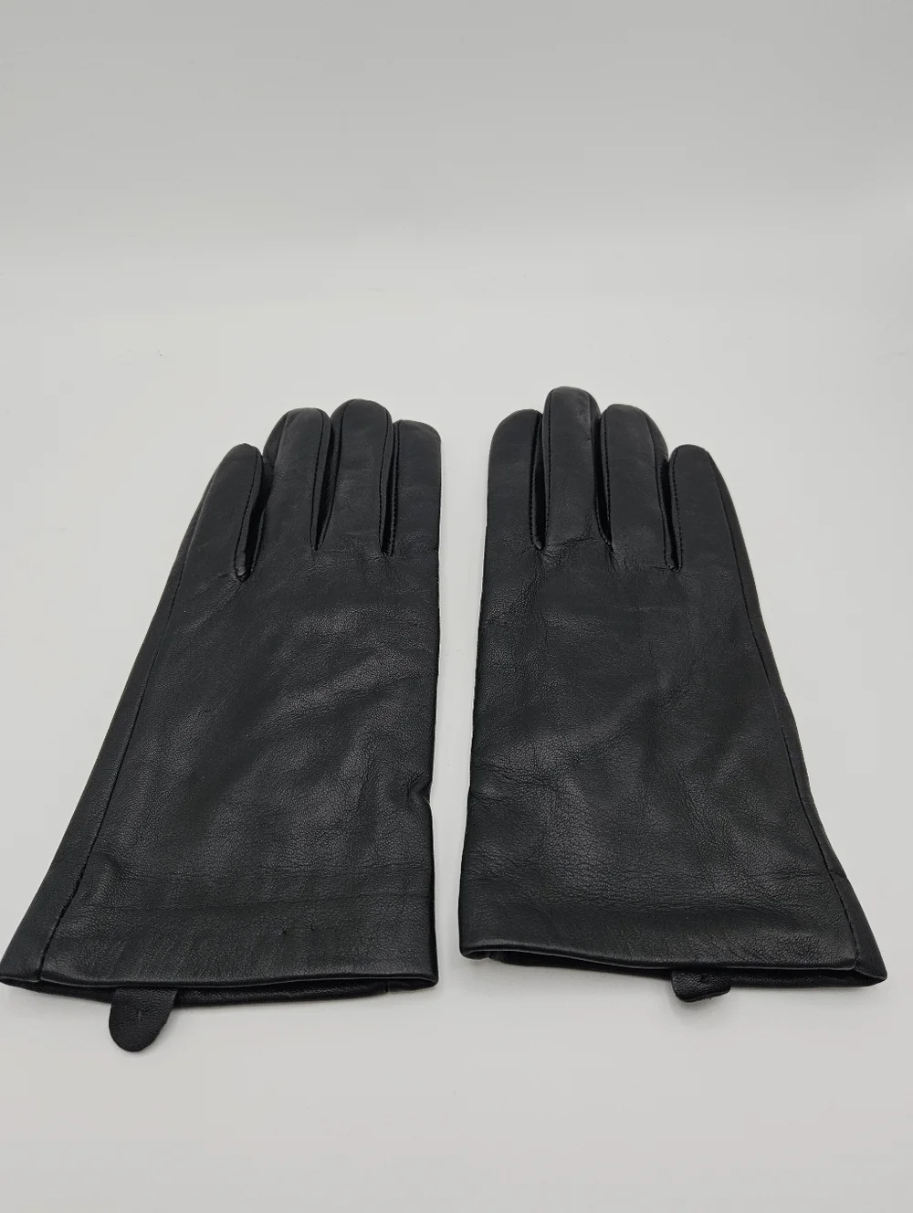 black leather touchscreen-compatible gloves women's M/L